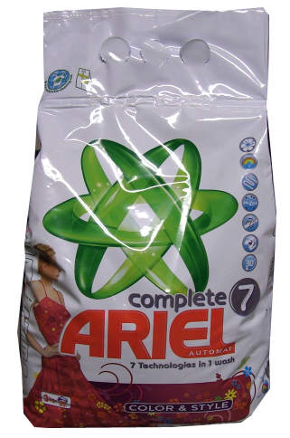 Как сделать безопасную  уборку  с помощью бытовой химии